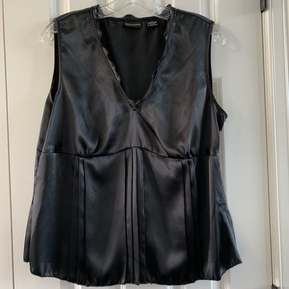Field Manor Black Tank